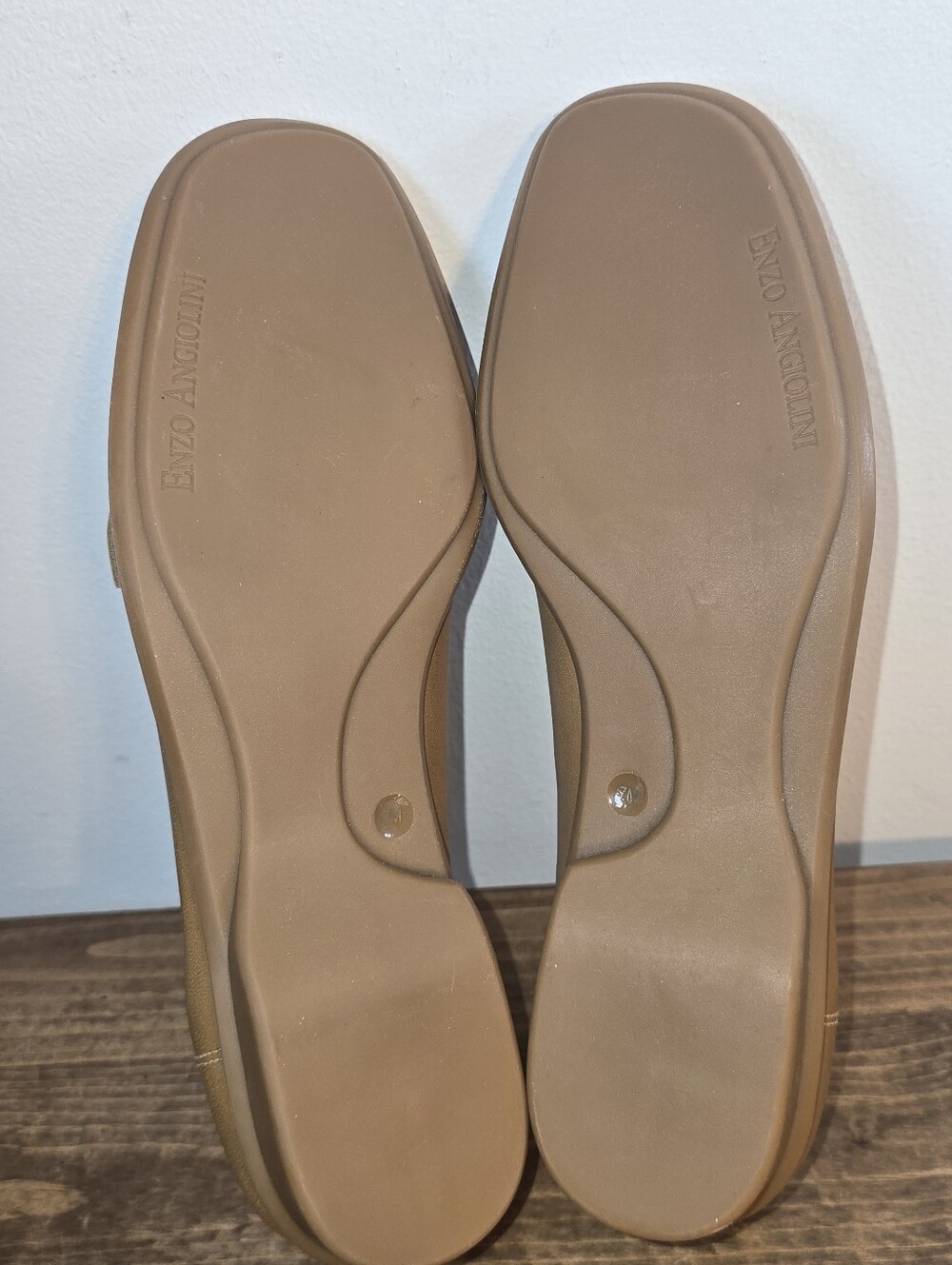 Enzo Angiolini NWOT Tan Leather Buckle Loafers Women's Size 7M - Picture 8 of 10